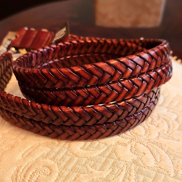 Women's Brighton Braided Leather Belt - Picture 4 of 5
